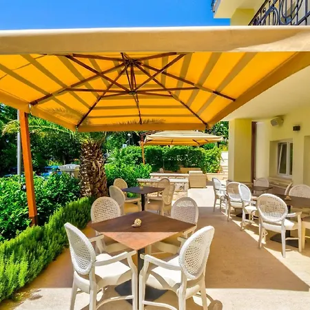 Appartement Gaestezimmer Fuer 2 Personen Ca 28 Qm In Crikvenica, Kvarner Bucht Und Umgebung *